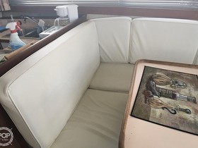 1987 Carver Yachts 3697 Mariner