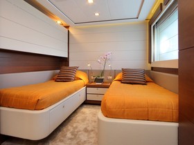 2011 Ferretti Yachts Custom Line 124 à vendre