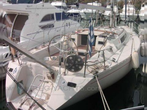 Beneteau First 38
