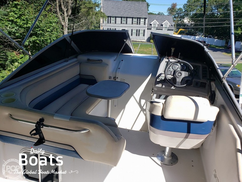 1996 Chaparral Boats 24 Signature for sale. View price, photos and Buy