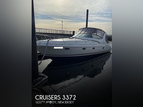 Cruisers Yachts 3372 Express