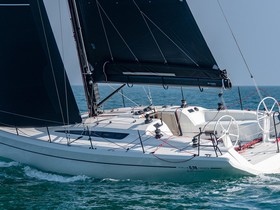 Italia Yachts 11.98