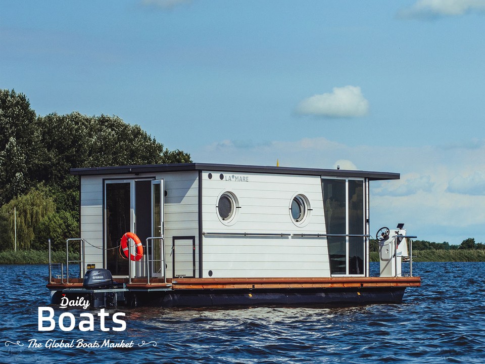 La Mare Houseboats Apartboat for sale. View price, photos and Buy La