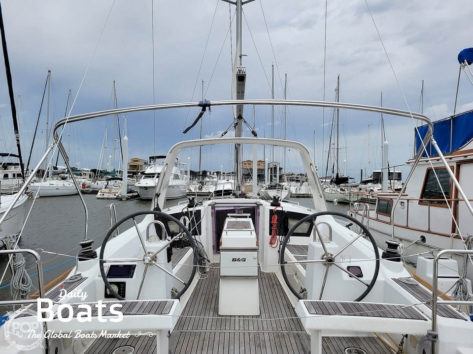 2016 Bénéteau 35 Oceanis We Lifting Keel for sale. View price, photos