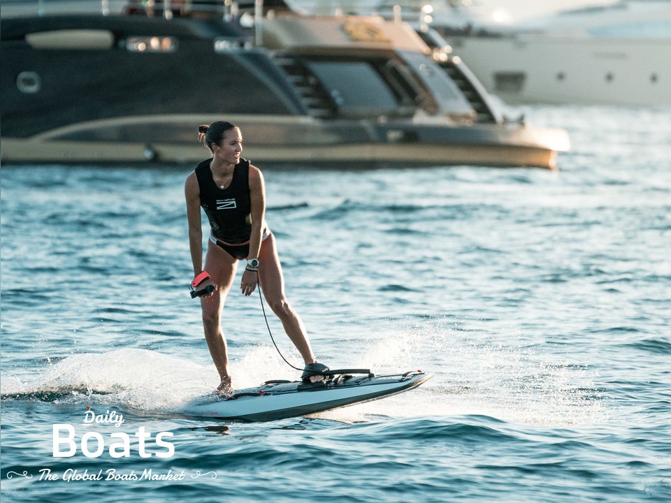 2022 Awake Ravik The Premium Electric Surfboard for sale. View price