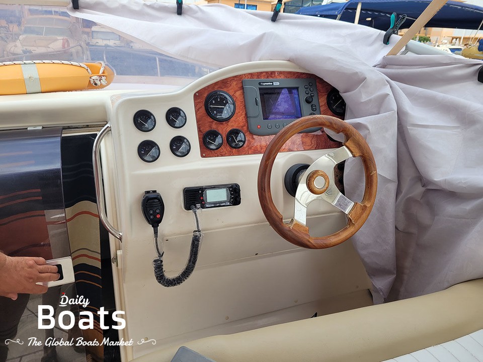 Rio Boats 850 Day Cruiser for sale. View price, photos and Buy Rio