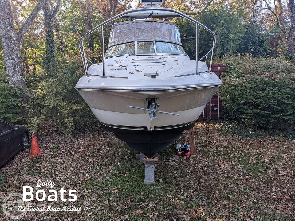 2002 Cruisers Yachts Express 3075 for sale. View price, photos and Buy