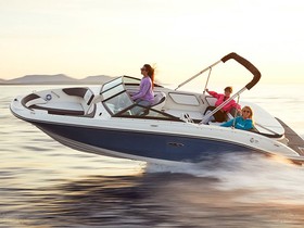 Vegyél 2022 Sea Ray 210 Spx Inboard