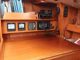 1987  Oyster Marine Oyster 435 Ds