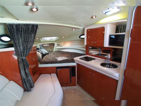Buy 2005 Regal 2860 Commodore