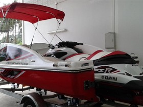 Kupiti 2015 Yamaha Boats Fzr