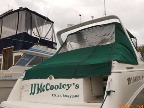 1999 Larson 290 Cabrio for sale