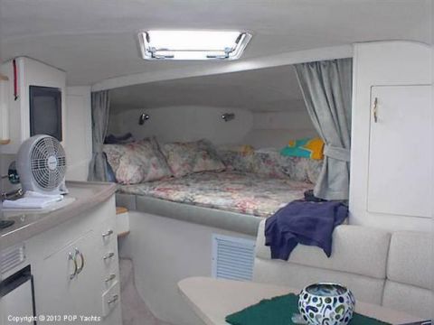 Buy 1999 Larson 290 Cabrio
