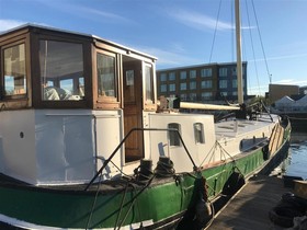 Dutch Barge Tjalk Sailing