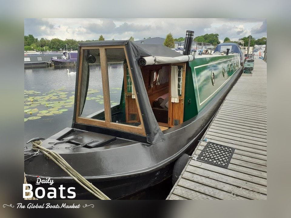1992 Mike Heywood 60Ft Traditional Narrowboat Called Spen2Up for sale