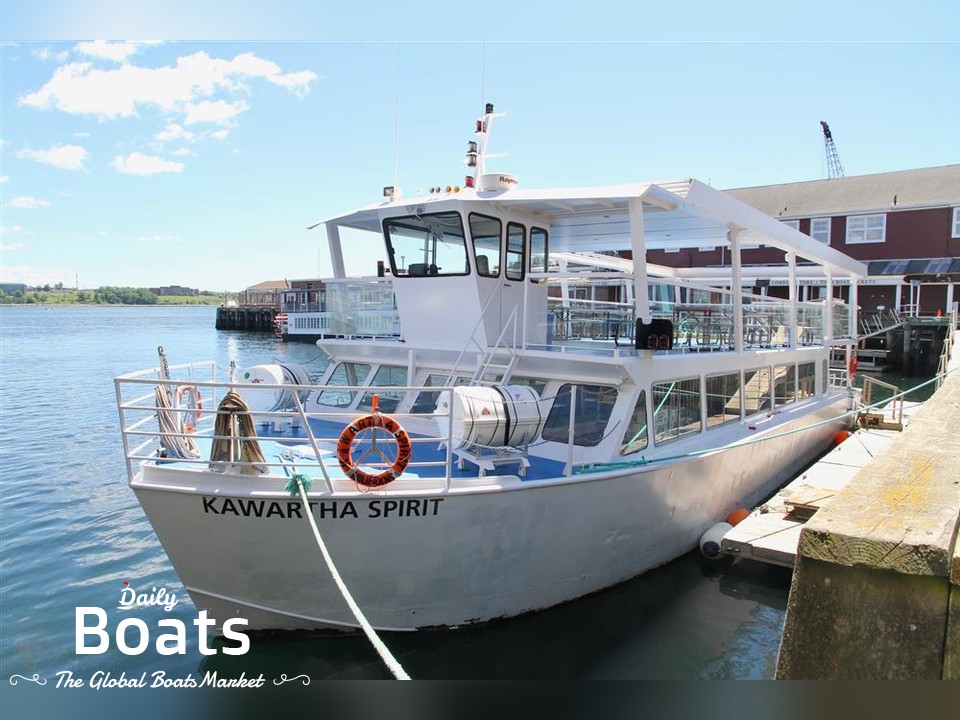 What are tour vessels? The Many Different Types of Ships Used for Touring