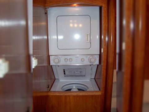 2001 Navigator на продаж