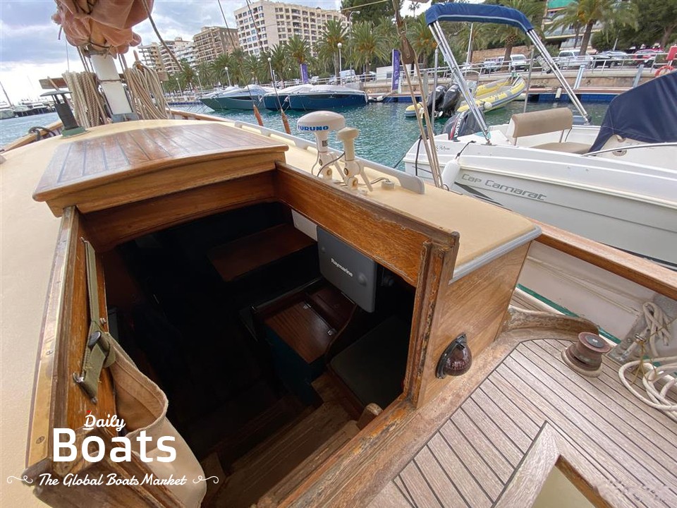 1999 Custom Essex Smack Yacht 29 for sale. View price, photos and Buy