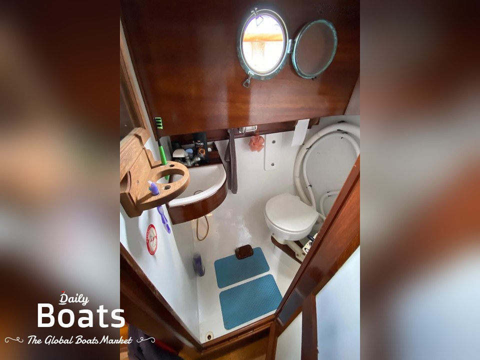 1999 Custom Essex Smack Yacht 29 for sale. View price, photos and Buy