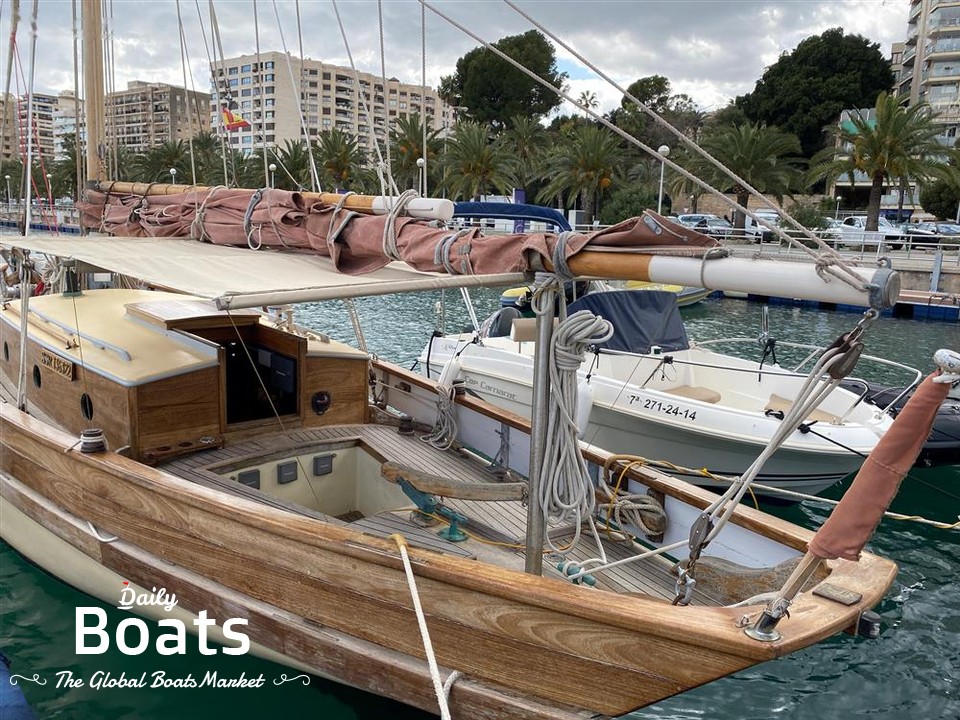 1999 Custom Essex Smack Yacht 29 for sale. View price, photos and Buy