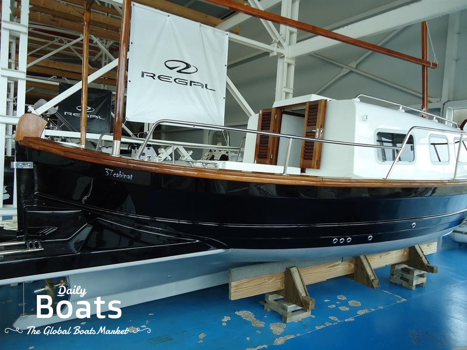 2018 Tiburon Tiburon 37 Cabinado for sale. View price, photos and Buy