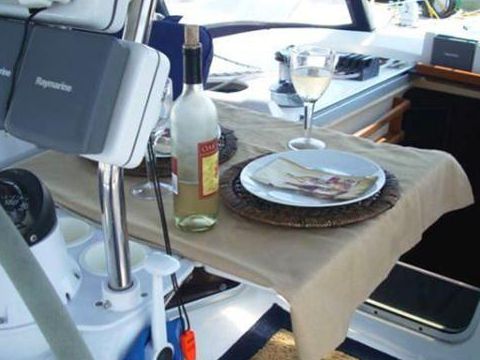 1997 Hunter Passage 450