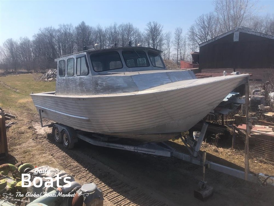 1992 1992 27 X 11 Henley Aluminum Work Boat W/ Trailer for sale. View