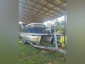 2017 Crest Tritoon for sale