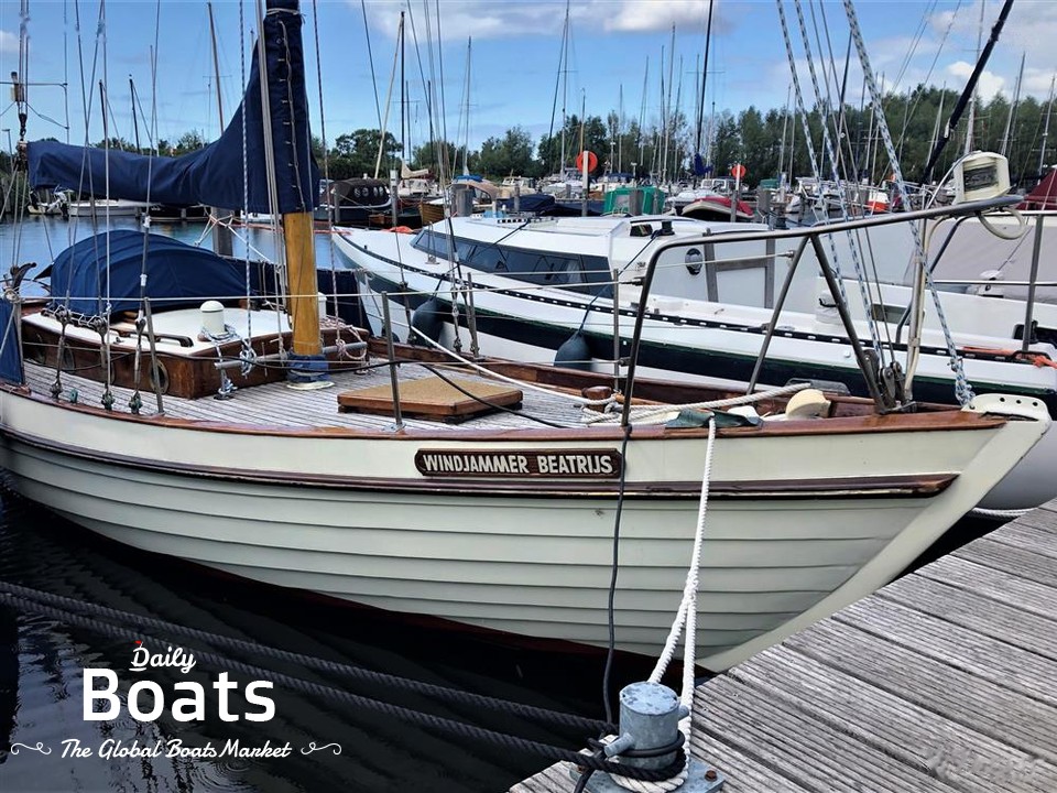 1952 Overnaadse Klassieker. Windjammer. Javaans Teak for sale. View