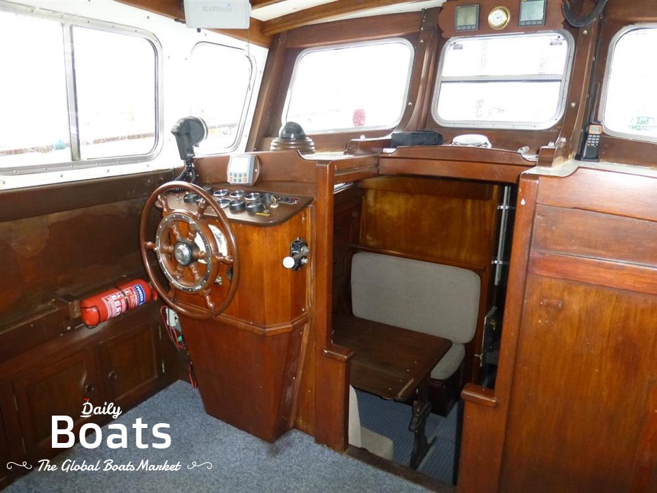 1986 Motor Yacht Guernsey 10M for sale. View price, photos and Buy 1986