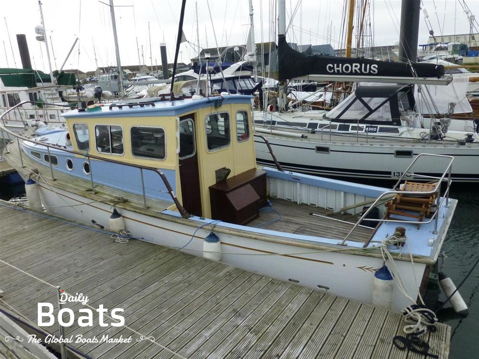 1986 Motor Yacht Guernsey 10M for sale. View price, photos and Buy 1986