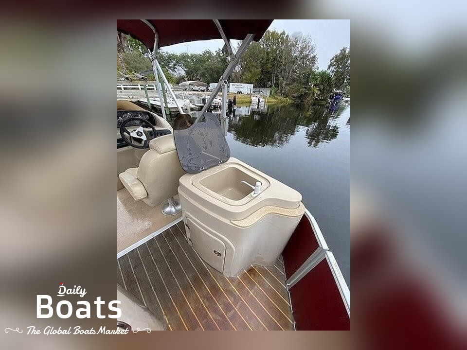 2013 Sweetwater Premium Series 220 Wb for sale. View price, photos and Buy 2013 Sweetwater