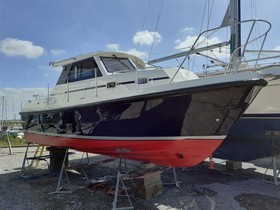 Orkney Boats Pilothouse 25