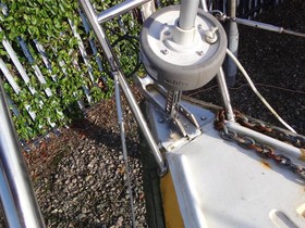 1980  Custom Sailwind 27