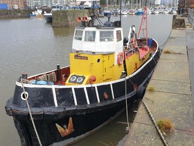 Tid Tug British Admiralty Commissioned