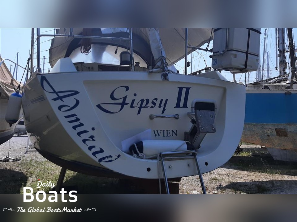 1987 Moody Moody 28 Twin Keel for sale. View price, photos and Buy 1987