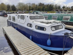 Unknown Owner built Moon Shadow 29ft Centre cockpit Narrowboat