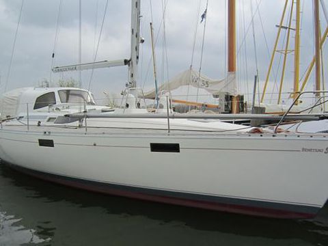 Beneteau Oceanis 390