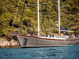 2008 38M Schooner. 5 Cabins for sale