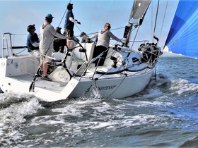 2012 J Boats 111 na prodej