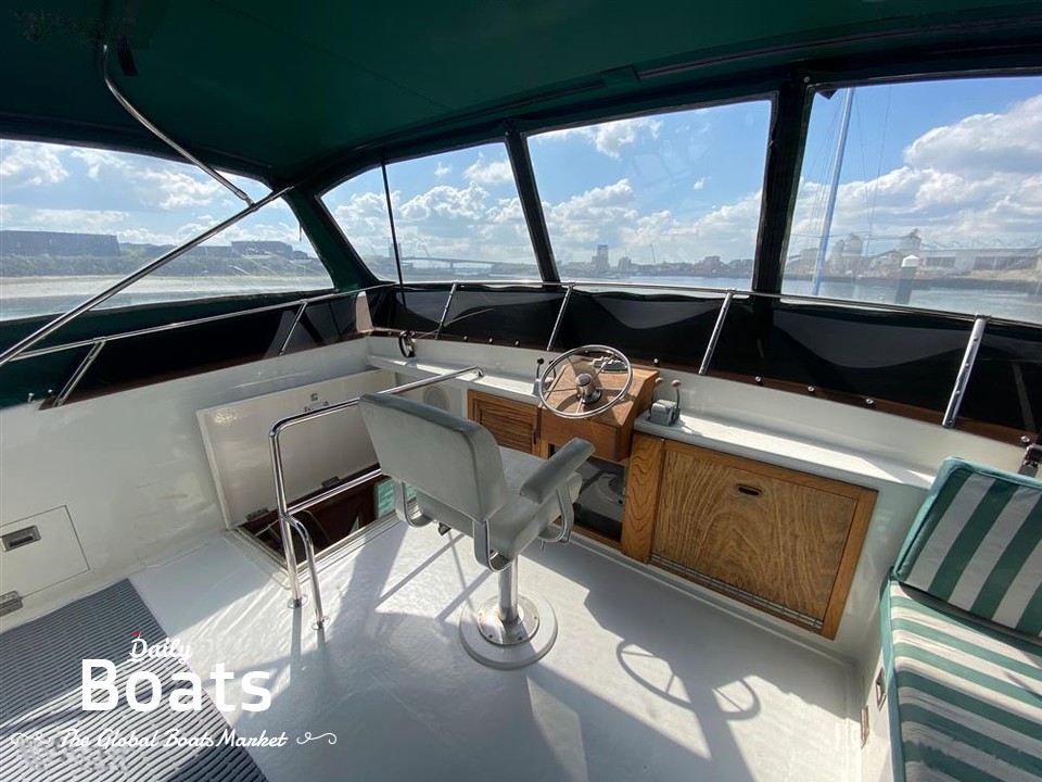 1976 Trojan 54 Deckhouse for sale. View price, photos and Buy 1976