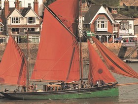 Custom Brixham Sailing Trawler till salu