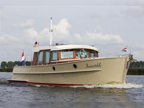 Serious Yachts 36