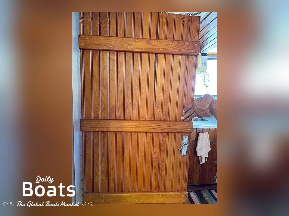 2000 Custom Aluminum 36 Aluminium ShrimperSkimmer for sale. View price