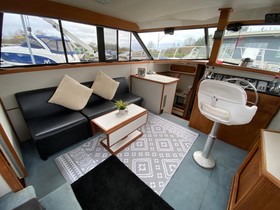 1990 Carver 32 Aft Cabin