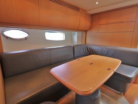 2011 Pershing 58