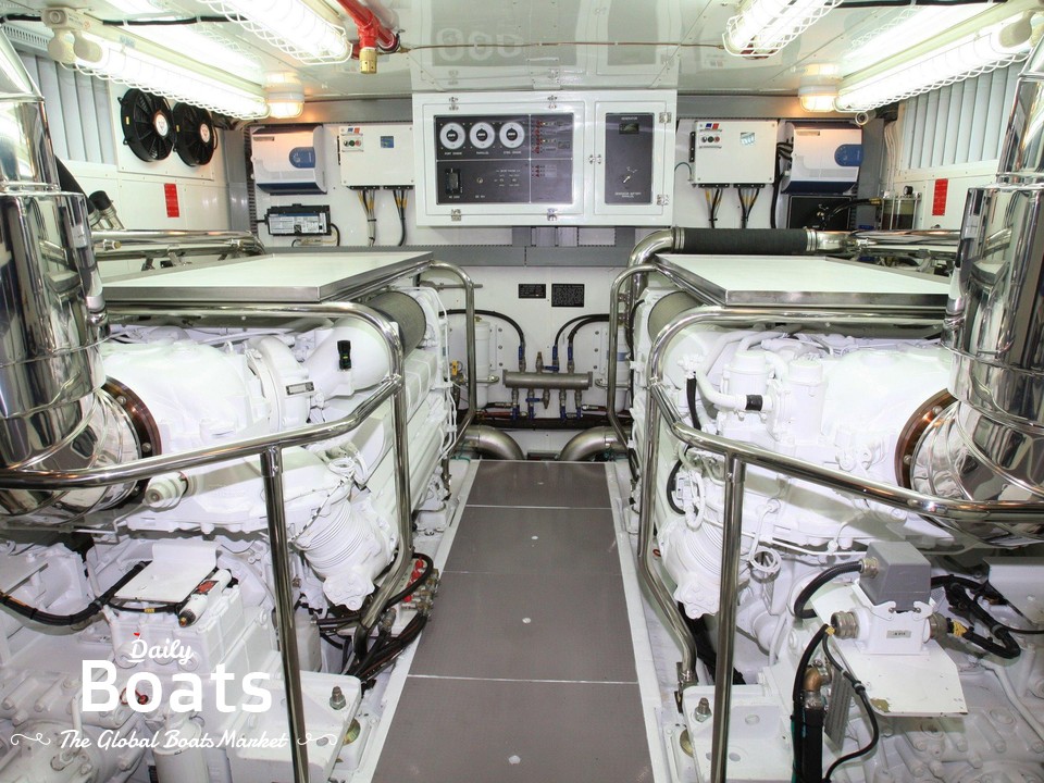 2022 Johnson Motor Yacht W/Hydraulic Platform for sale. View price