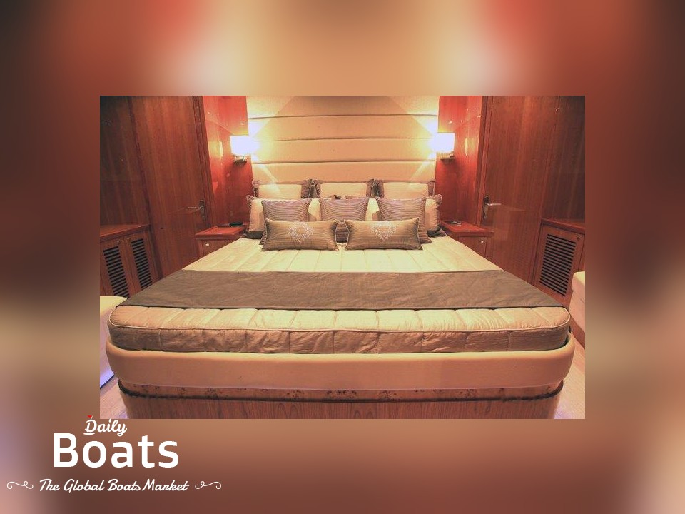 2022 Johnson Motor Yacht W/Hydraulic Platform for sale. View price