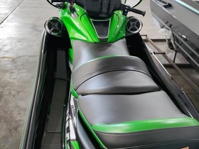 Купить 2018 Kawasaki Jet Ski(R) Ultra(R) 310Lx