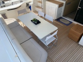 Koupit 2012 Ferretti Yachts 690
